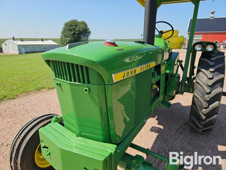 1969-john-deere-3020-image-10