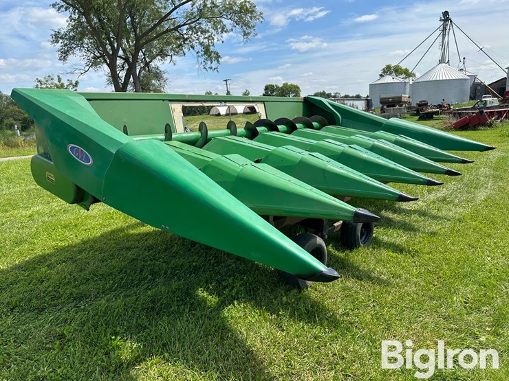 1976-john-deere-643-image-3