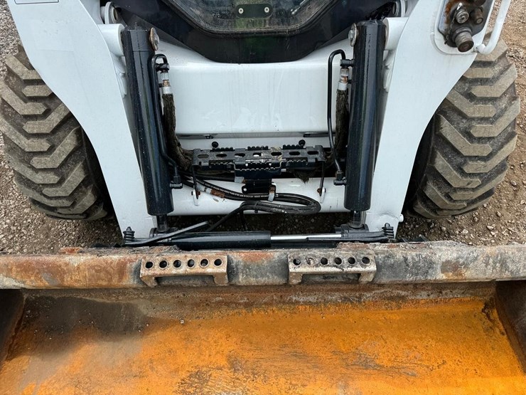 bobcat-s750-image-11