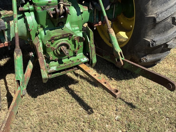 1983-john-deere-2150-image-5