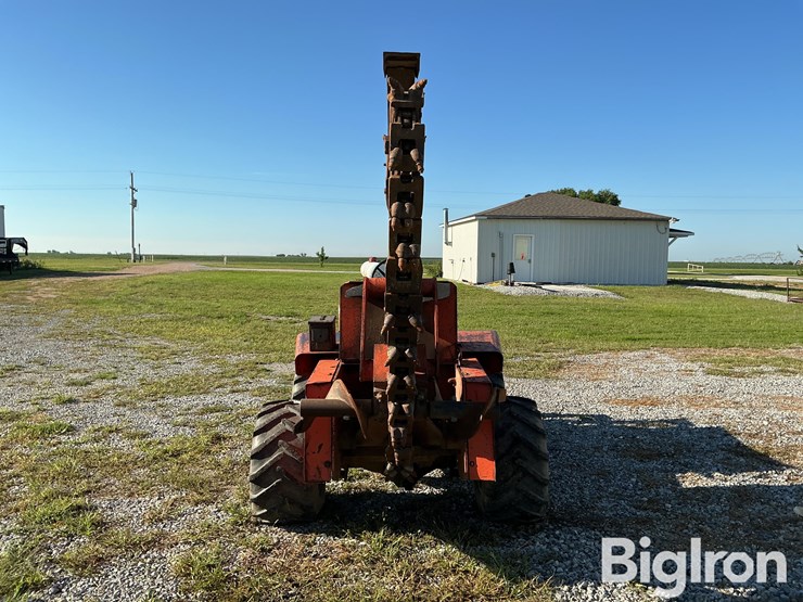 ditch-witch-r65-2-image-6