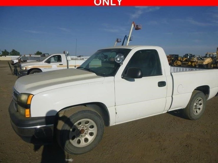 2006-chevrolet-silverado-1500-image-1