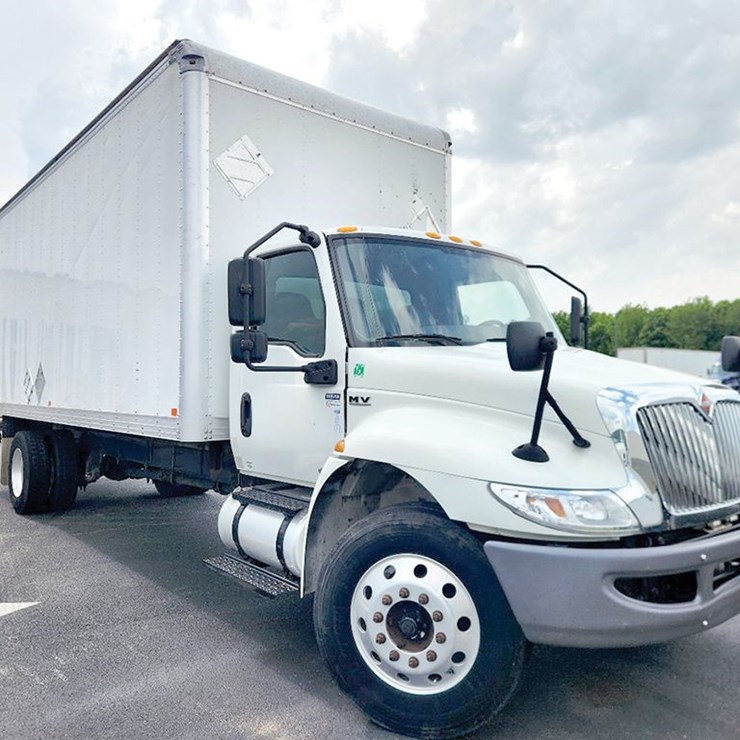 2021 INTERNATIONAL DURASTAR 4300