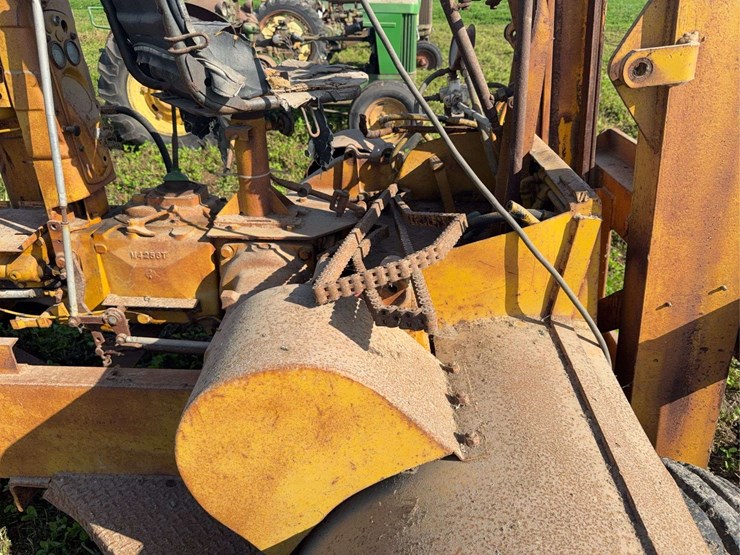 john-deere-420-image-12