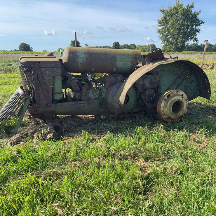 JOHN DEERE 620
