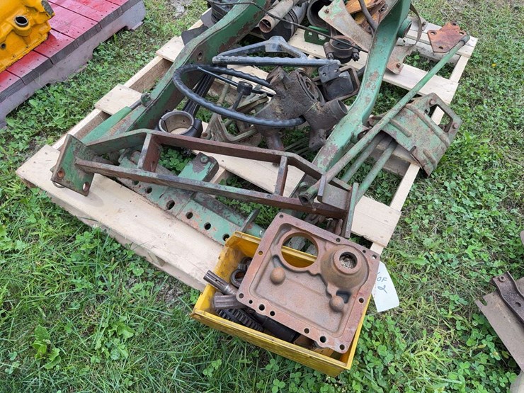 john-deere-dubuque-hitch-&-assorted-parts-image-5