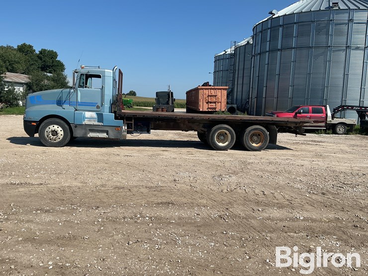 1986-kenworth-t600-image-8