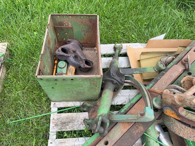 john-deere-dubuque-parts-image-4