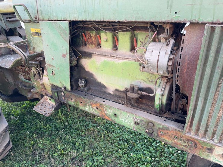 john-deere-4010-image-14