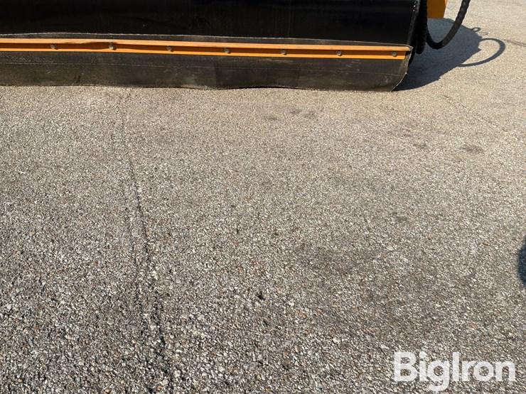 2026-massey-ferguson-730-image-15
