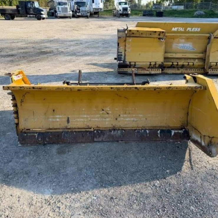 DEERE 244J
