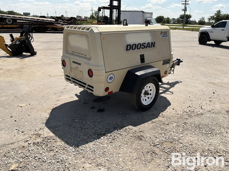 2017-massey-ferguson-730-image-5