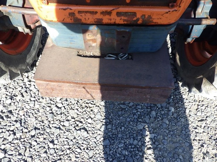 same-tractor-image-9