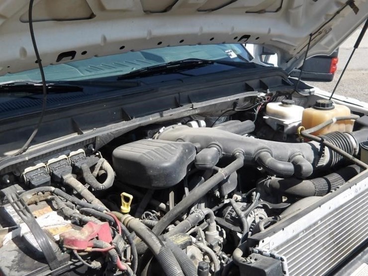 2011-ford-f550-image-9
