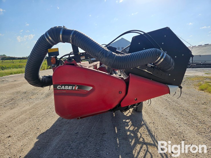 2011-case-ih-3020-image-4