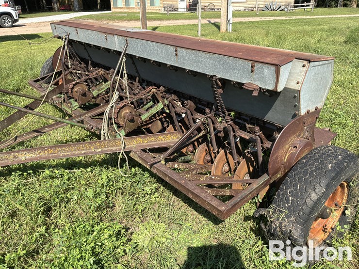 john-deere-11-image-9