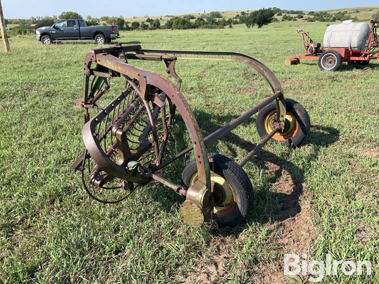 john-deere-851-image-7