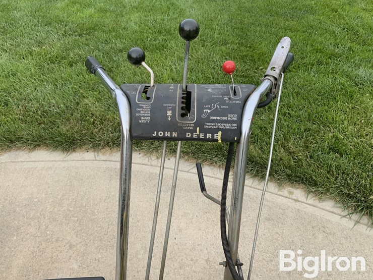 john-deere-726-image-13