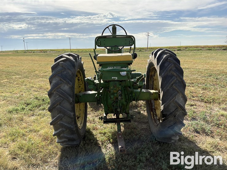 1952-john-deere-model-a-image-6