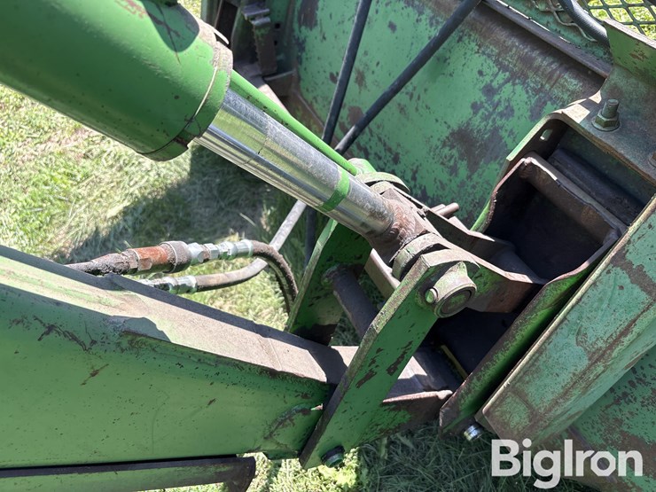 1990-john-deere-4455-image-17