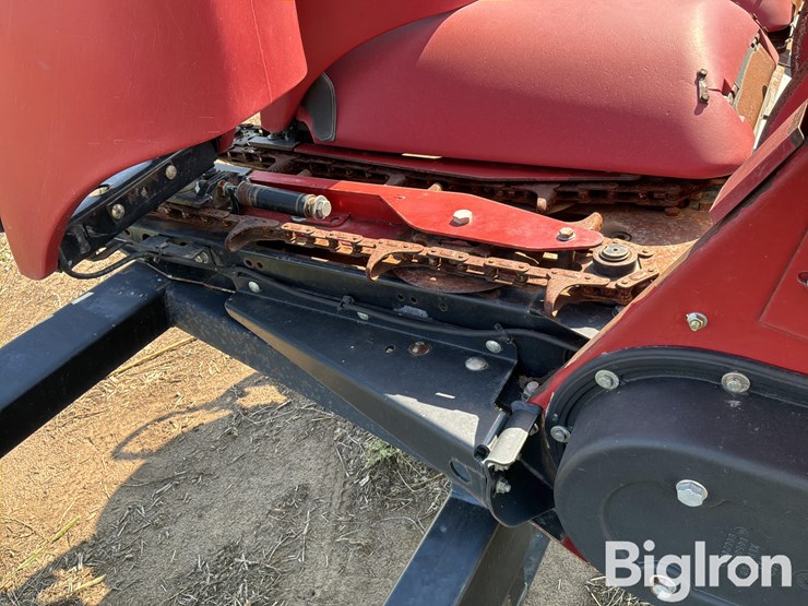 2012-case-ih-3412-image-11