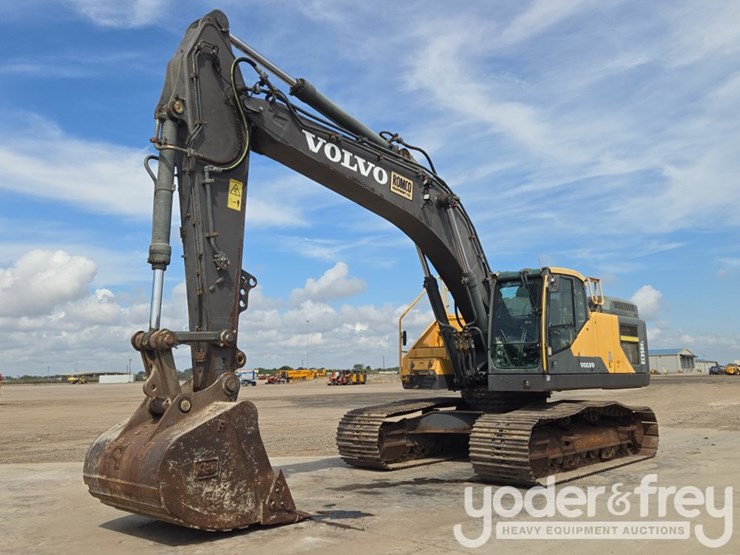 2015-volvo-ec350el-image-22
