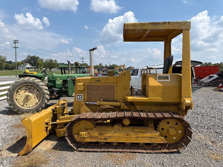 caterpillar-d3b-image-1