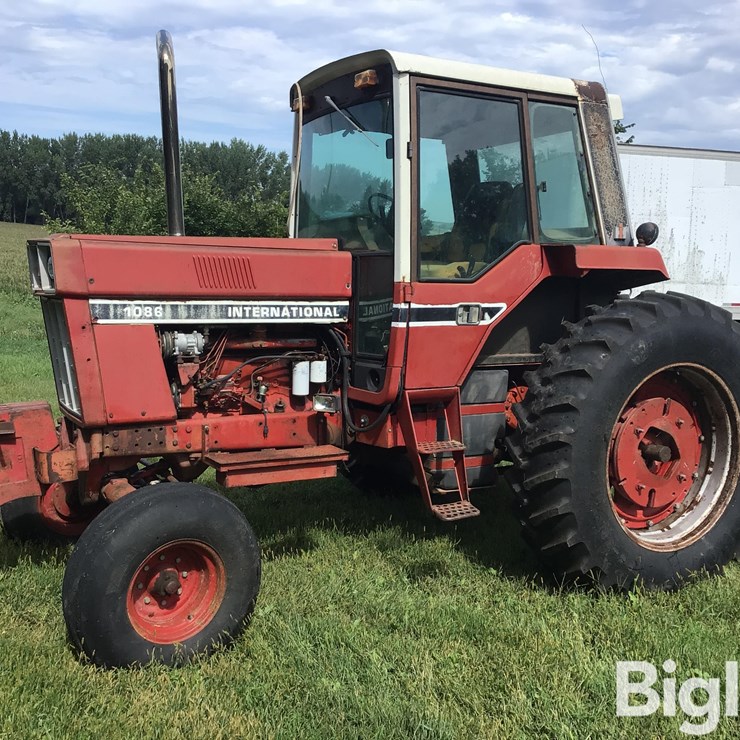 1980 INTERNATIONAL 1086