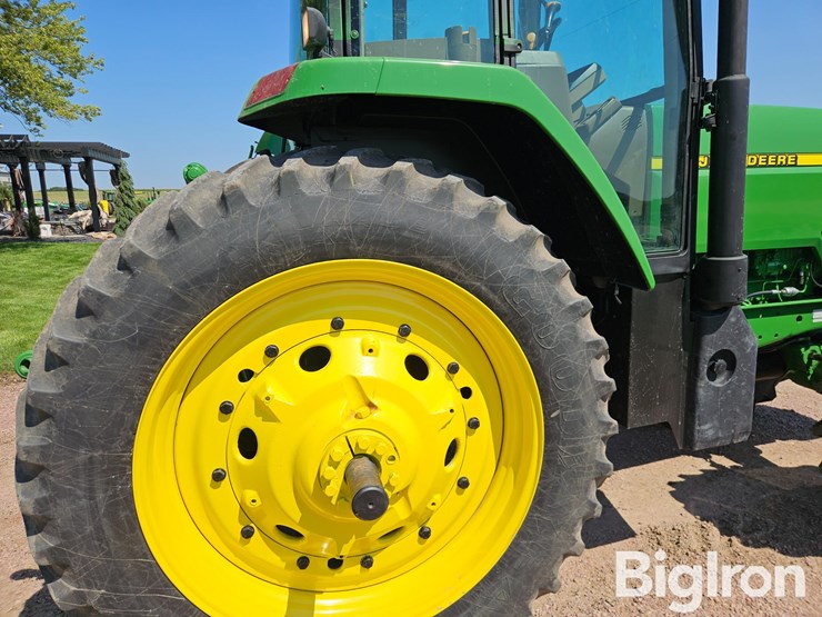 2001-john-deere-7810-image-18