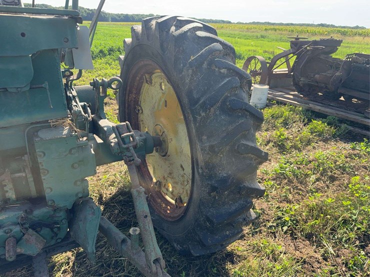 john-deere-530-image-5