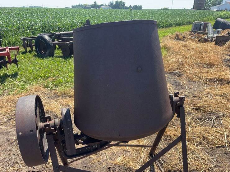 belt-powered-cement-mixer-image-12