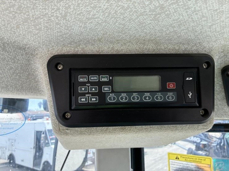 2022-xcmg-xc948u-image-28