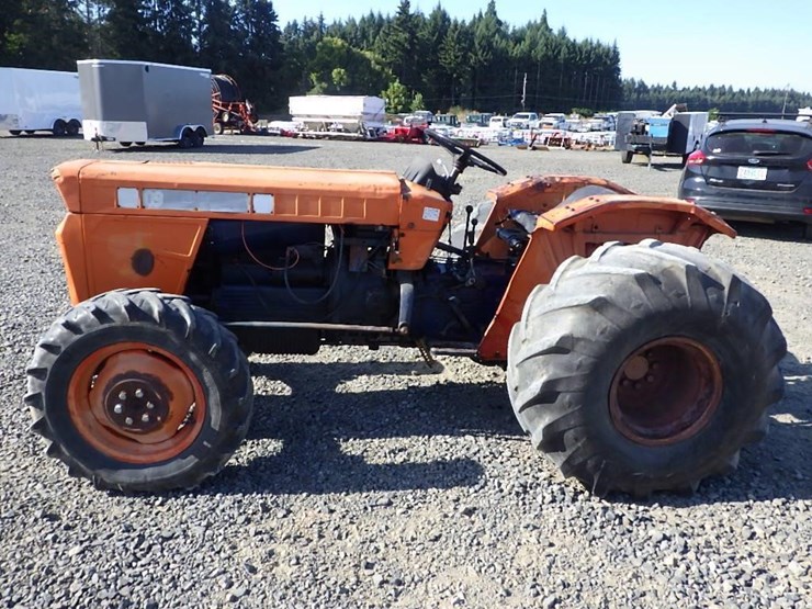 same-tractor-image-2