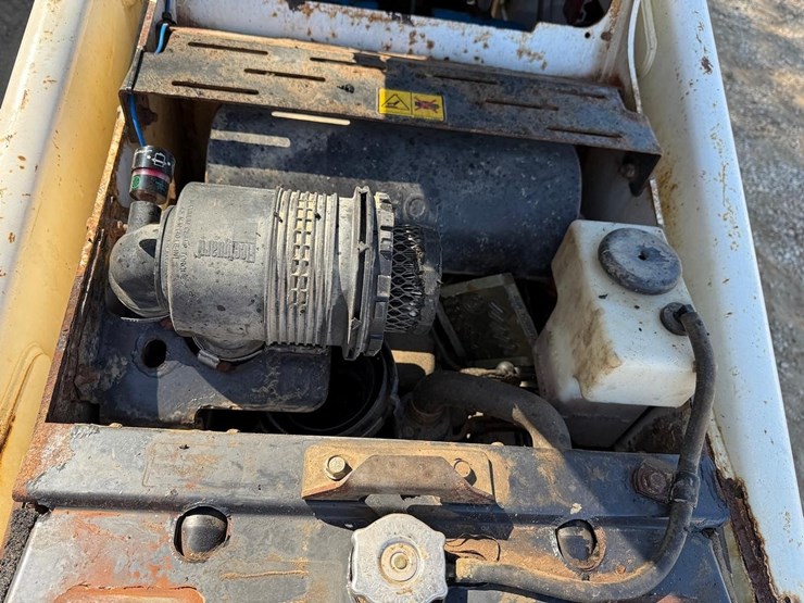 2023-bobcat-mt100-image-15