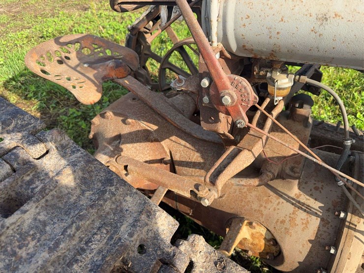 fordson-trackson-image-11