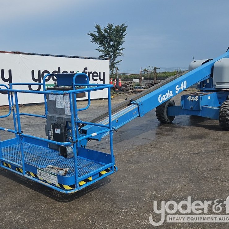 2014 GENIE S40