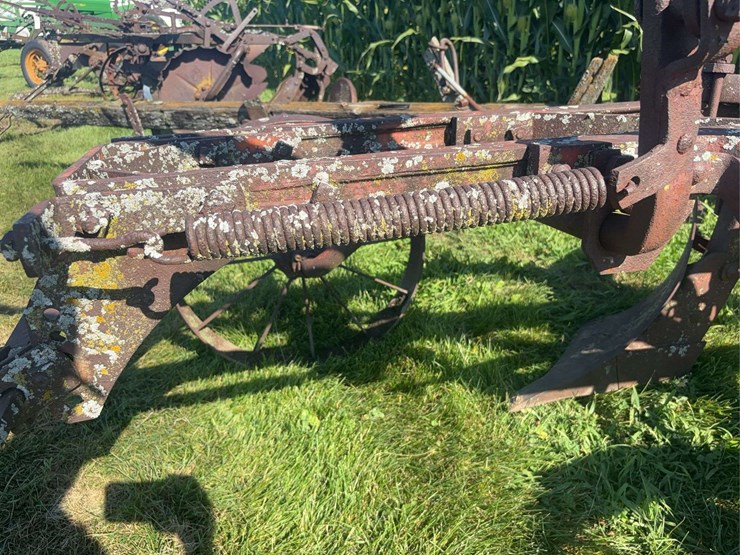john-deere-14-image-35