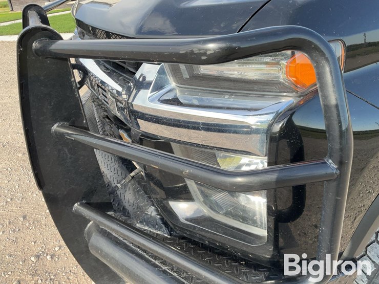 2021-chevrolet-silverado-3500-image-14