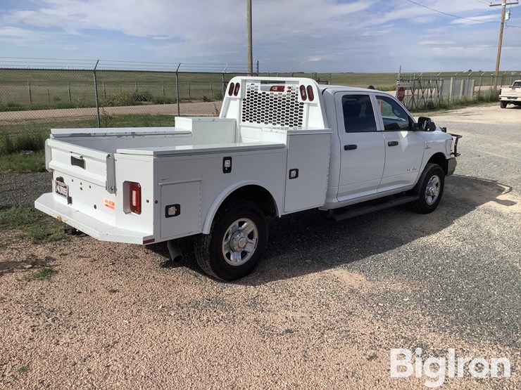 2022-dodge-3500-image-5