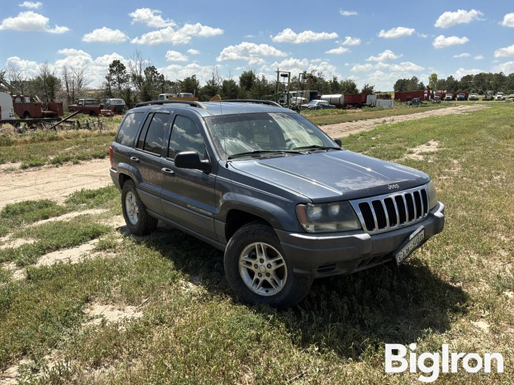2002-jeep-grand-cherokee-laredo-image-3