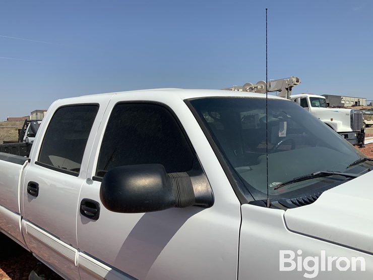 2005-chevrolet-silverado-2500-image-12