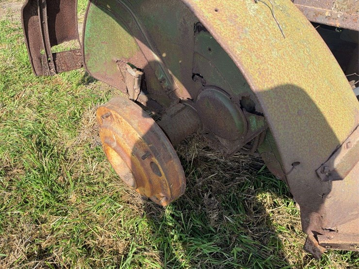 john-deere-620-image-13