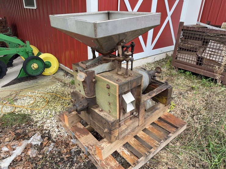 burr-mill-image-2