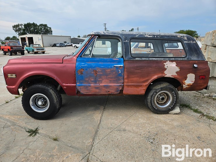 1972-chevrolet-k5-image-8