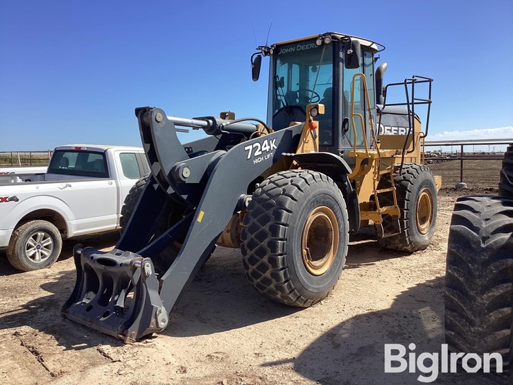 2012-deere-724k-image-1