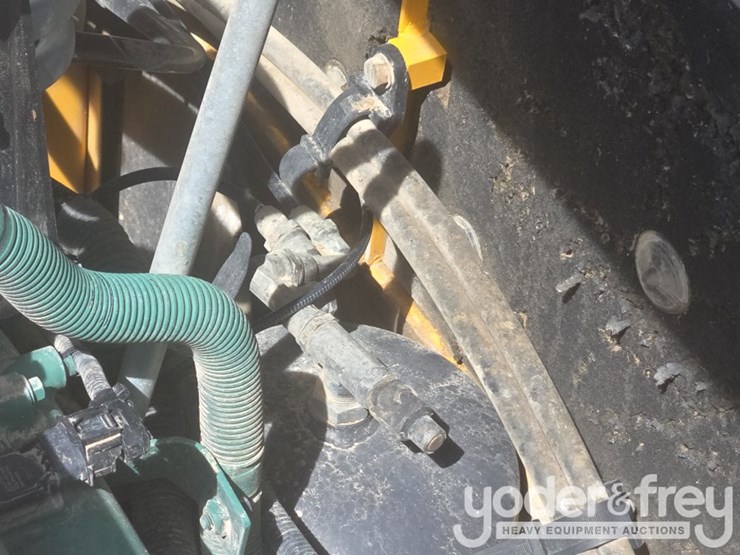 2015-volvo-ec350el-image-60