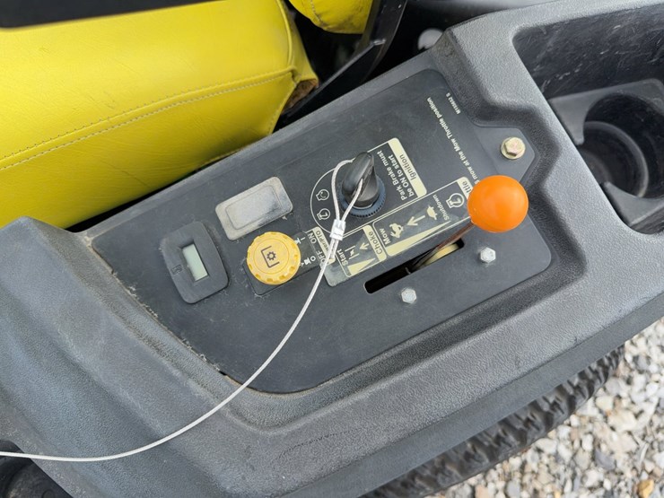 john-deere-z445-image-16
