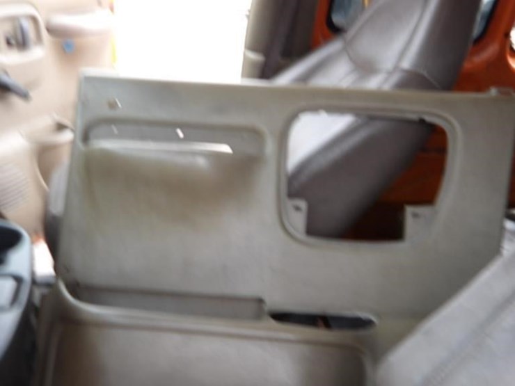 2000-gmc-savana-g3500-image-34
