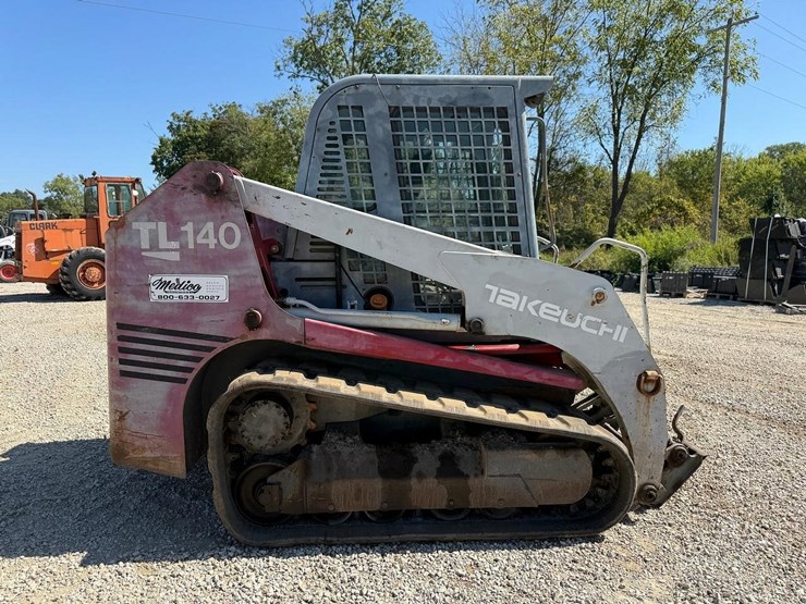 2005-takeuchi-tl140-image-5