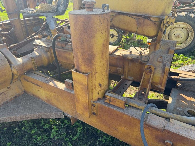 john-deere-420-image-8